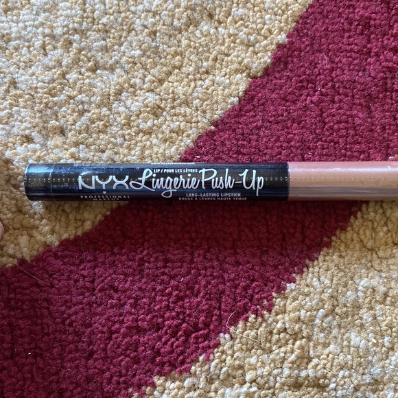 🆕NYX- Lingerie Push-Up Long Lasting Lipstick- CORSET - Picture 4 of 5